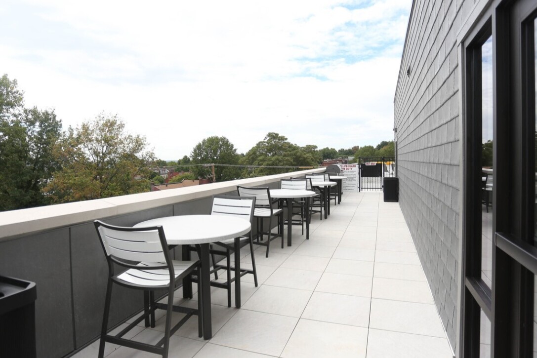 Porcelain rooftop pedestal deck system at 1400 Russell Apartments in St. Louis